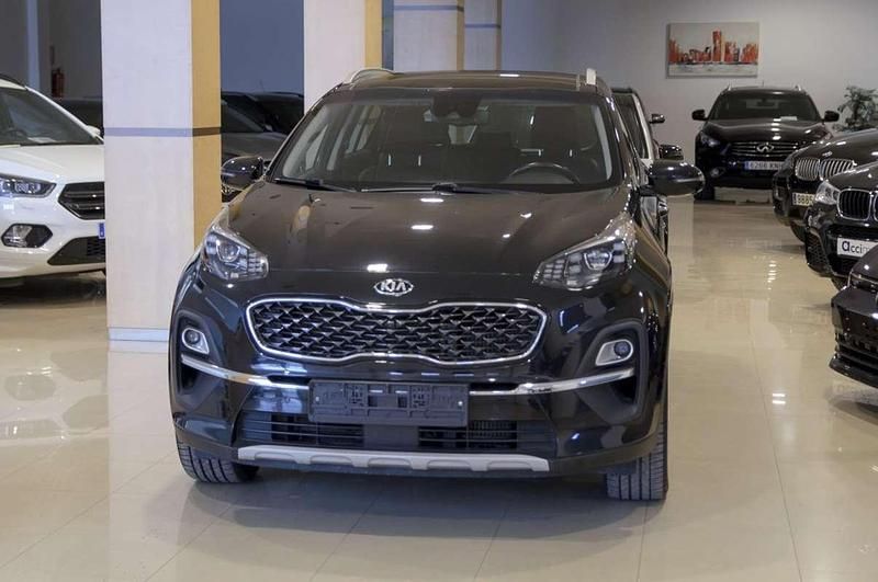 Usado Kia Sportage 136 CV (100 kW) 2020 Negro SUV