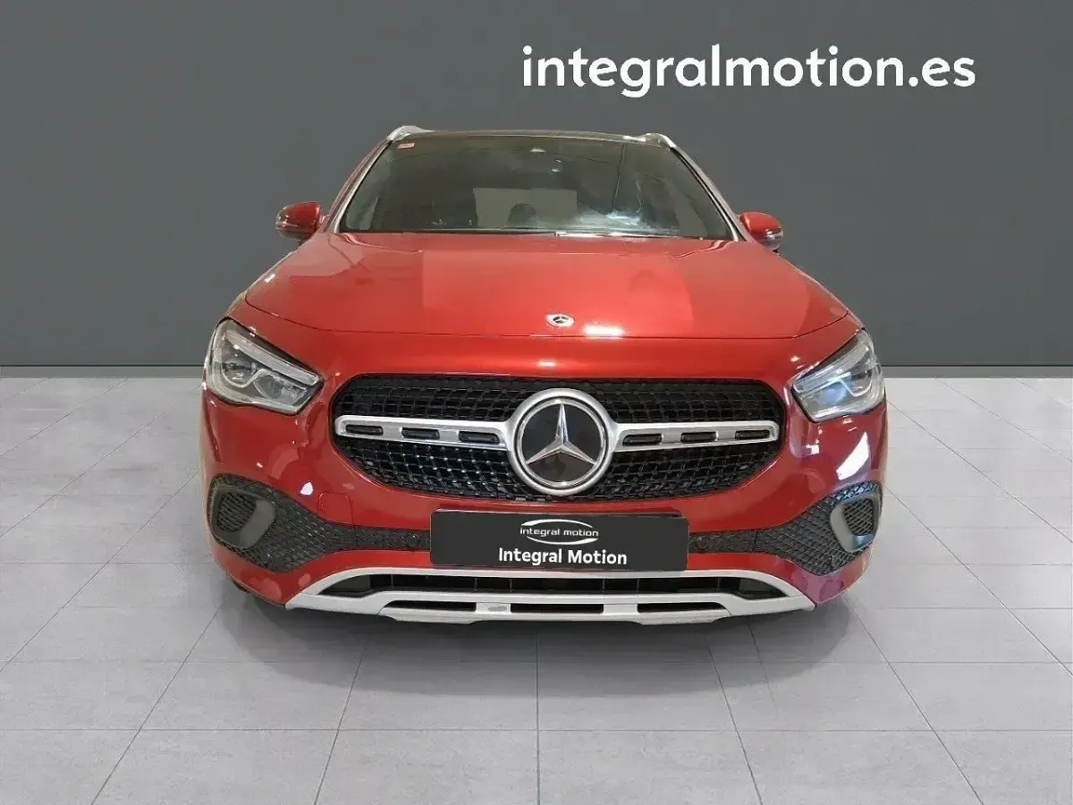 Usado Mercedes GLA250 217 CV (159 kW) 2022 Rojo SUV