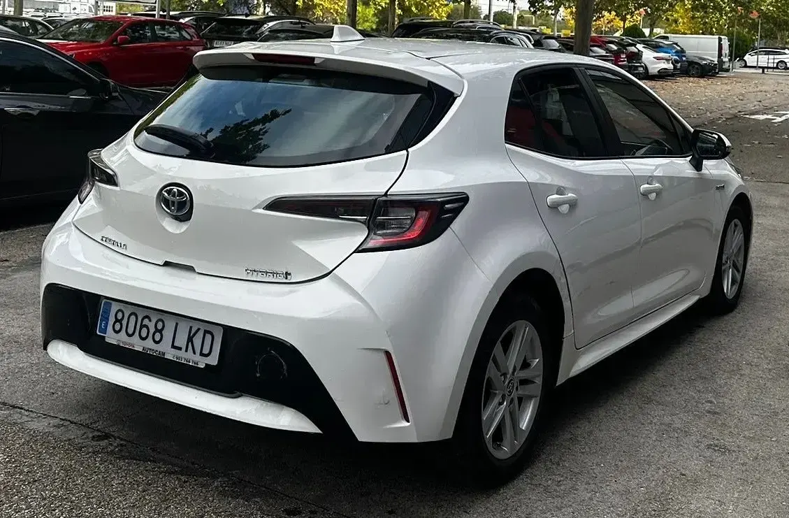 Usado Toyota Corolla Active 122 CV (89 kW) 2020 Blanco