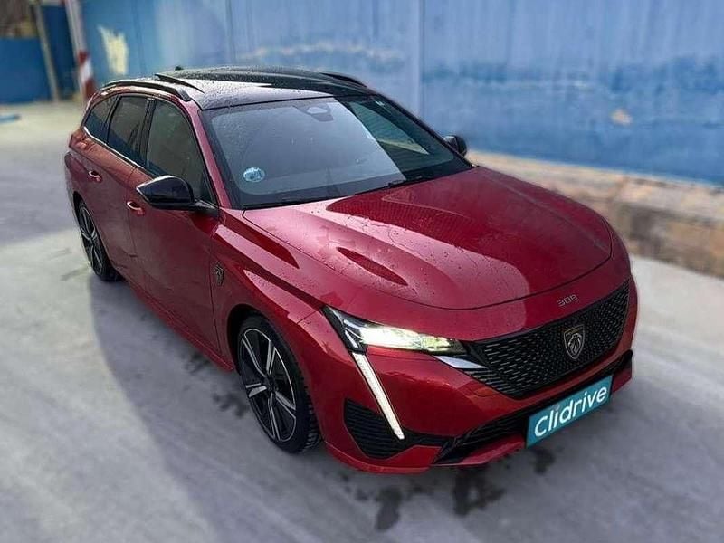 Usado Peugeot 308 SW GT 131 CV (96 kW) 2022 Rojo Familiar