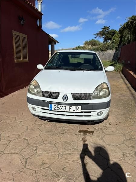 Usado Renault Clio II Authentique 75 CV (55 kW) 2006 Blanco Berlina