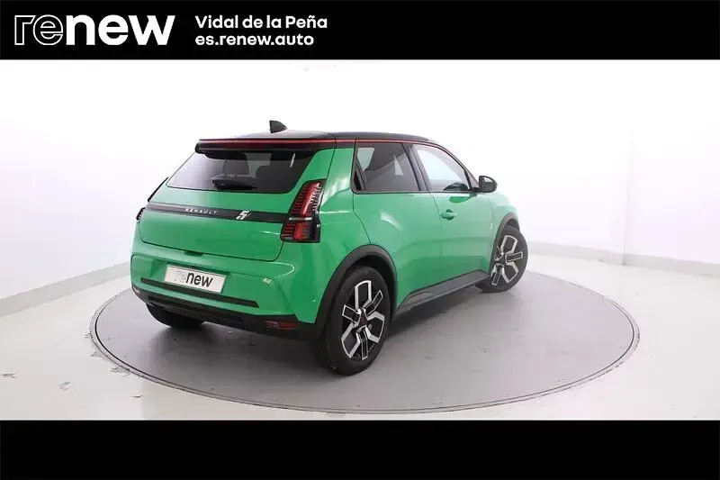 Usado Renault R5 Techno 110 kW (150 CV) 2025 Verde Utilitario