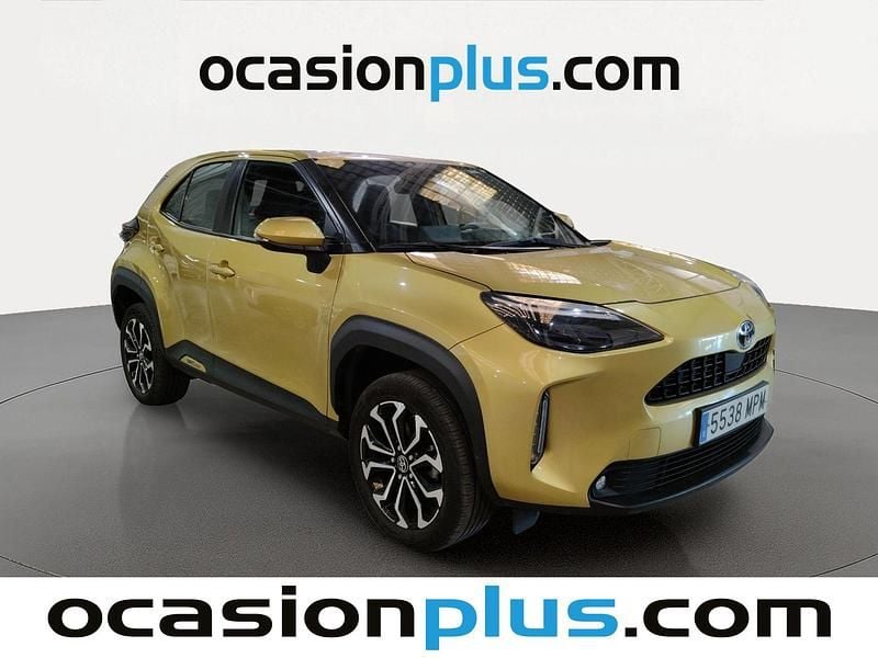 Usado Toyota Yaris Cross Active 116 CV (85 kW) 2024 Oro SUV