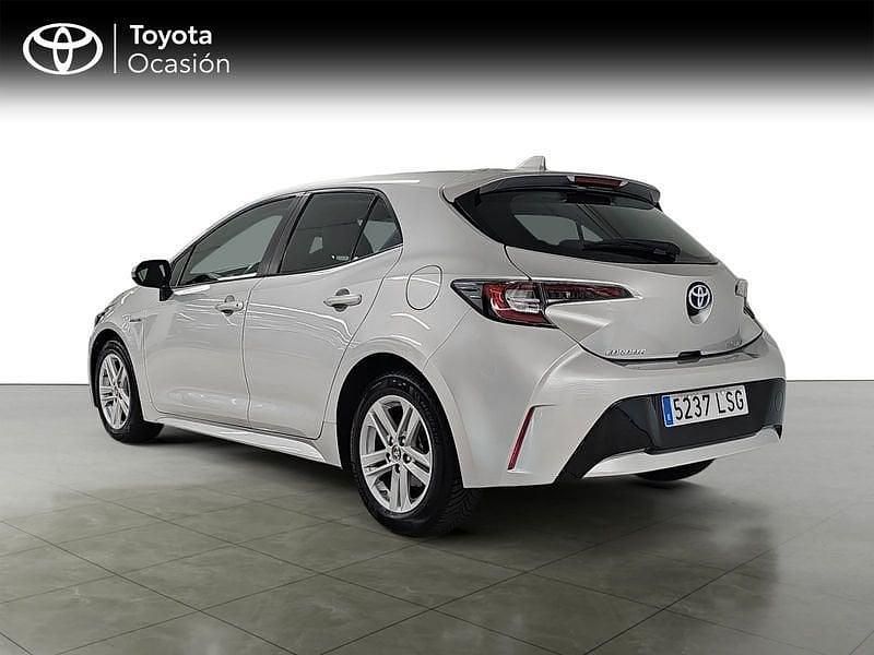 Usado Toyota Corolla Active 122 CV (89 kW) 2021 Negro