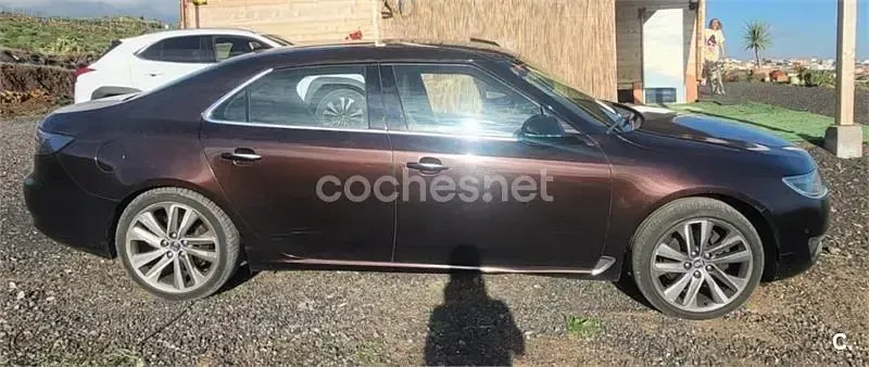 Usado Saab 9-5 Vector 160 CV (117 kW) 2011 Granate Berlina