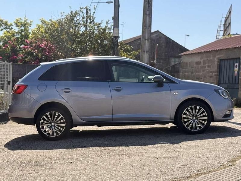 Usado Seat Ibiza ST FR 105 CV (77 kW) 2016 Gris Familiar