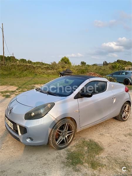 Gris / plata Usado 2011 Renault Wind Dynamique Coupe | 5999 € - Imagen 1/4