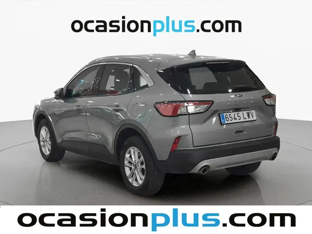 Usado Ford Kuga Titanium 190 CV (139 kW) 2022 Plateado SUV