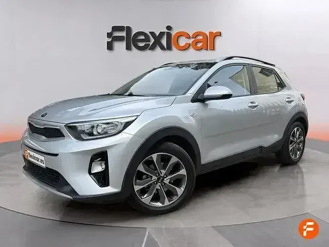 Usado Kia Stonic 100 CV (73 kW) 2019 Gris SUV