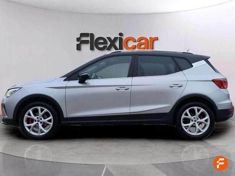 Usado Seat Arona FR 150 CV (110 kW) 2023 Gris SUV