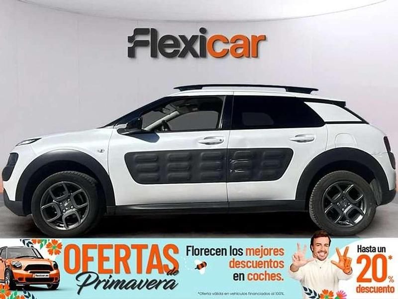 Usado Citroën C4 Cactus Feel 99 CV (72 kW) 2017 Blanco Utilitario