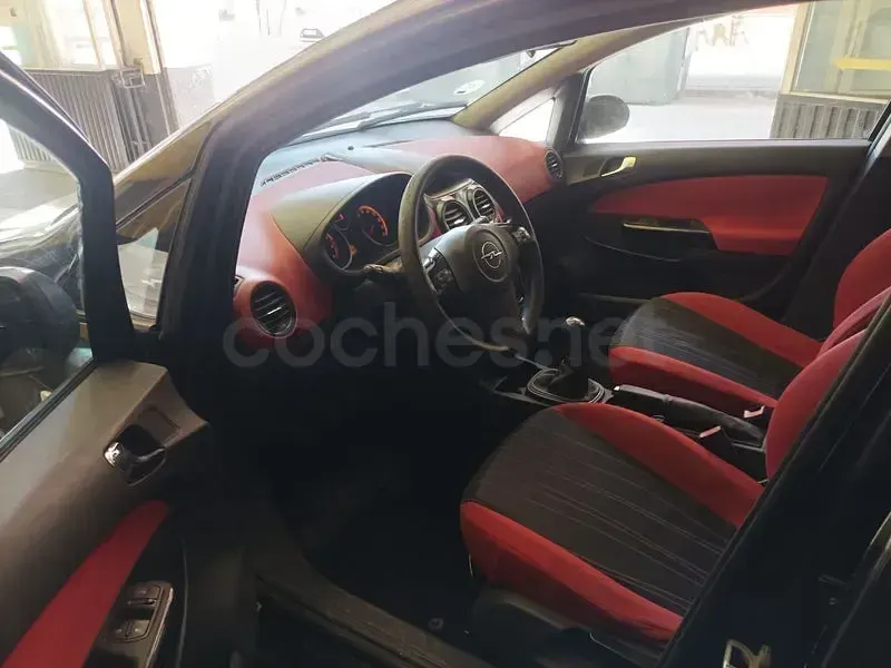 Usado Opel Corsa Enjoy 80 CV (58 kW) 2007 Negro Utilitario
