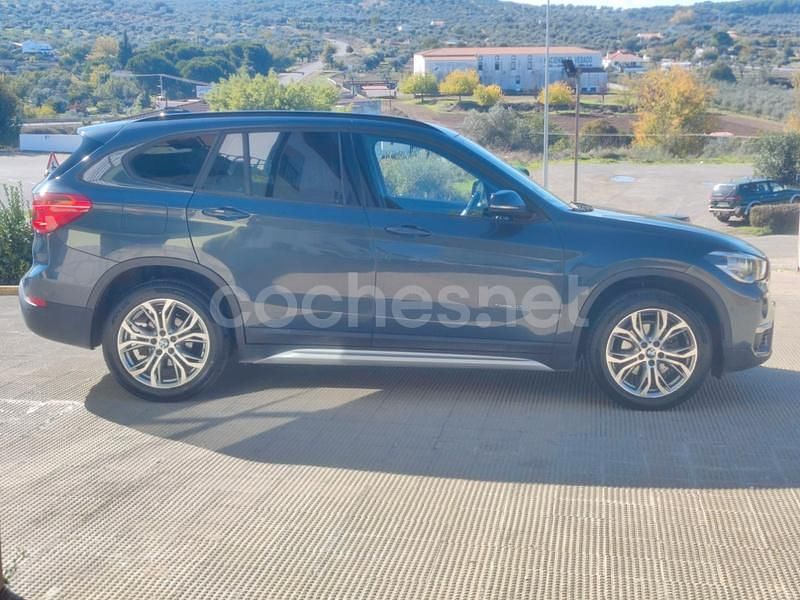 Usado BMW X1 150 CV (110 kW) 2016 Gris / plata SUV