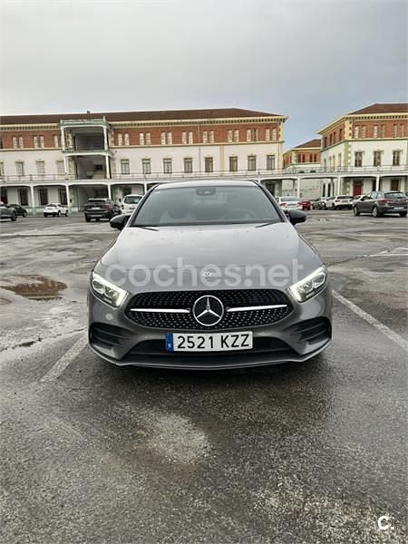 Usado Mercedes A180 116 CV (85 kW) 2020 Gris / plata Berlina