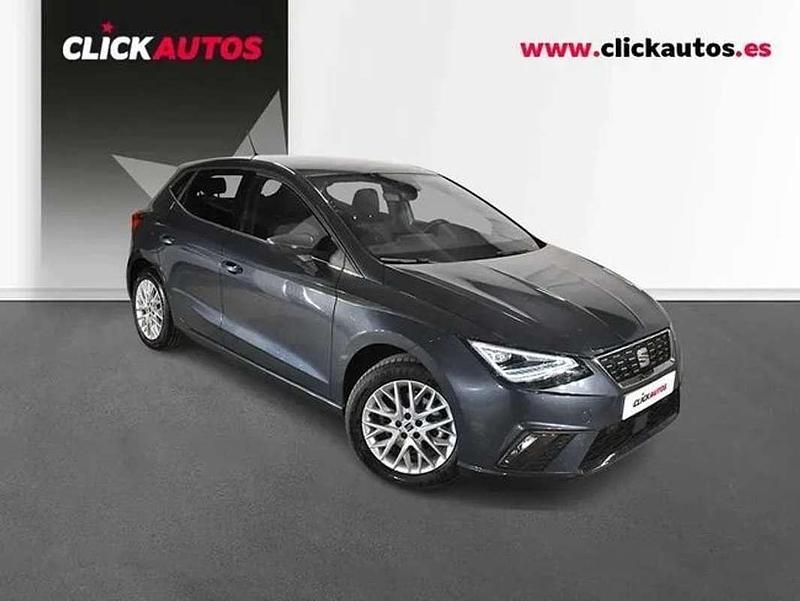 Usado Seat Ibiza XCELLENCE 116 CV (85 kW) 2025 Gris Utilitario