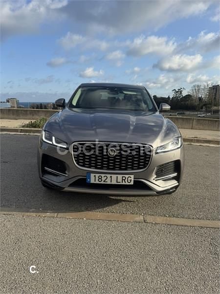 Usado Jaguar F-Pace 204 CV (150 kW) 2021 Gris / plata SUV
