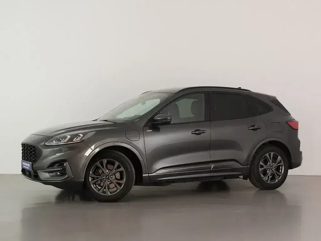 Usado Ford Kuga ST-Line 226 CV (166 kW) 2022 Gris SUV