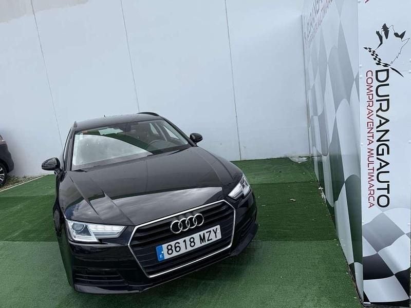 Usado Audi A4 Advanced Plus 150 CV (110 kW) 2019 Negro Familiar