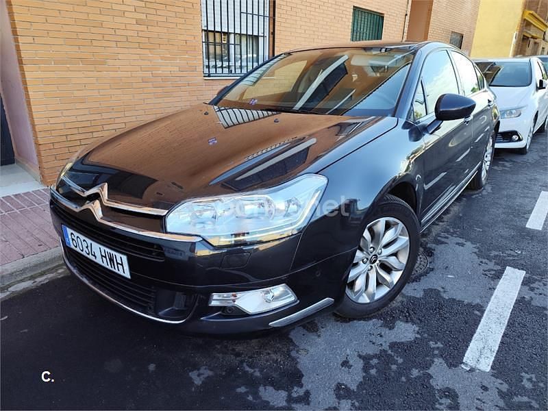 Usado Citroën C5 Exclusive 140 CV (102 kW) 2014 Gris / plata Berlina