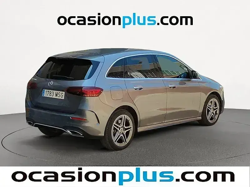 Usado Mercedes B250e 218 CV (160 kW) 2024 Gris Monovolumen