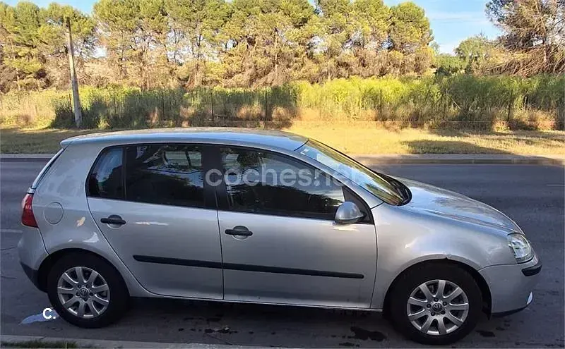Usado VW Golf IV Sportline 102 CV (75 kW) 2004 Blanco Berlina