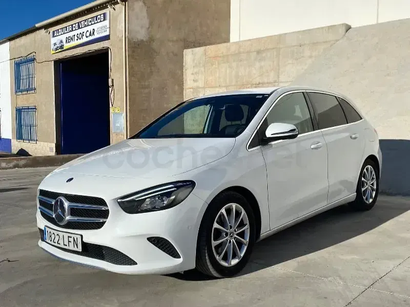 Usado Mercedes B200 150 CV (110 kW) 2020 Blanco Utilitario