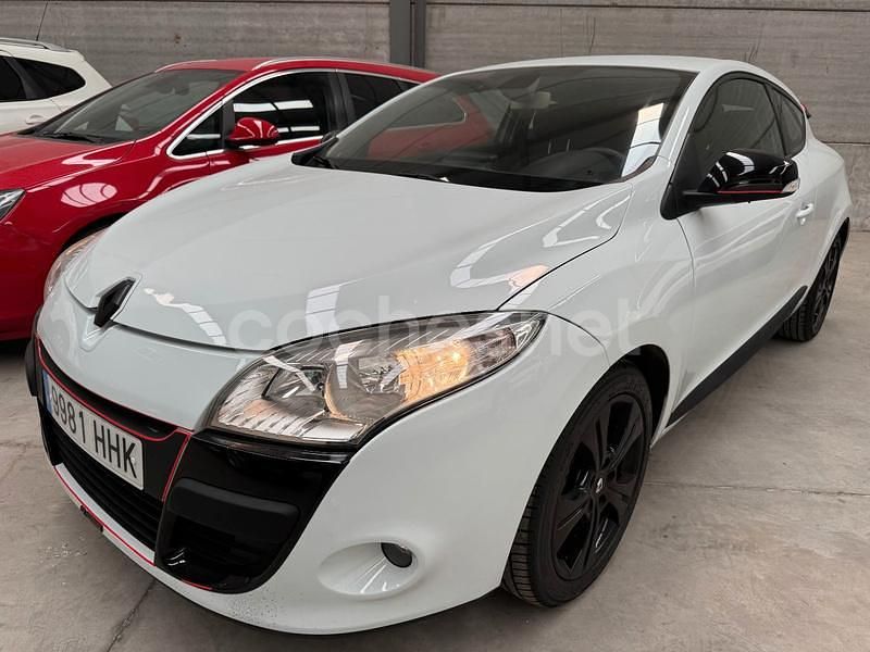 Blanco Usado 2011 Renault Mégane III Dynamique Berlina | 4990 € (Precio justo) - Imagen 1/4