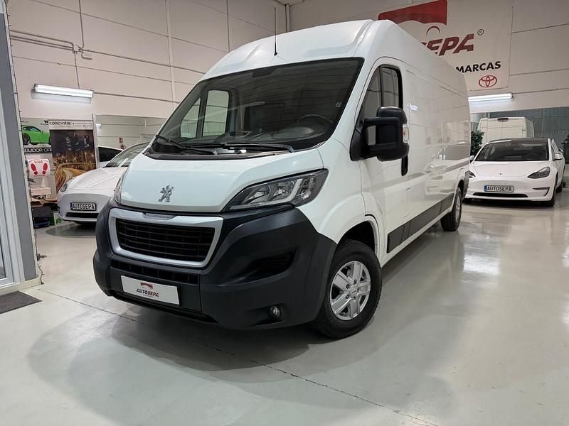 Usado Peugeot Boxer S 140 CV (102 kW) 2021 Blanco Van