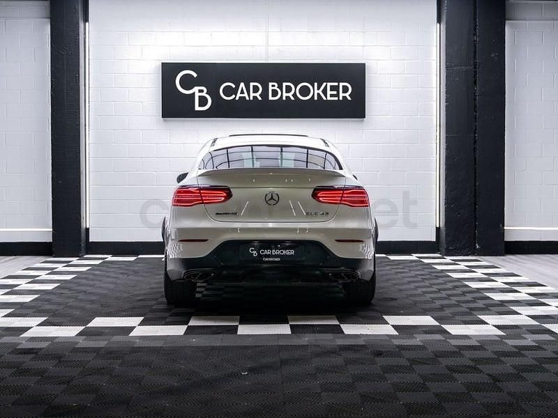 Usado Mercedes GLC43 AMG 367 CV (269 kW) 2018 Blanco Coupe