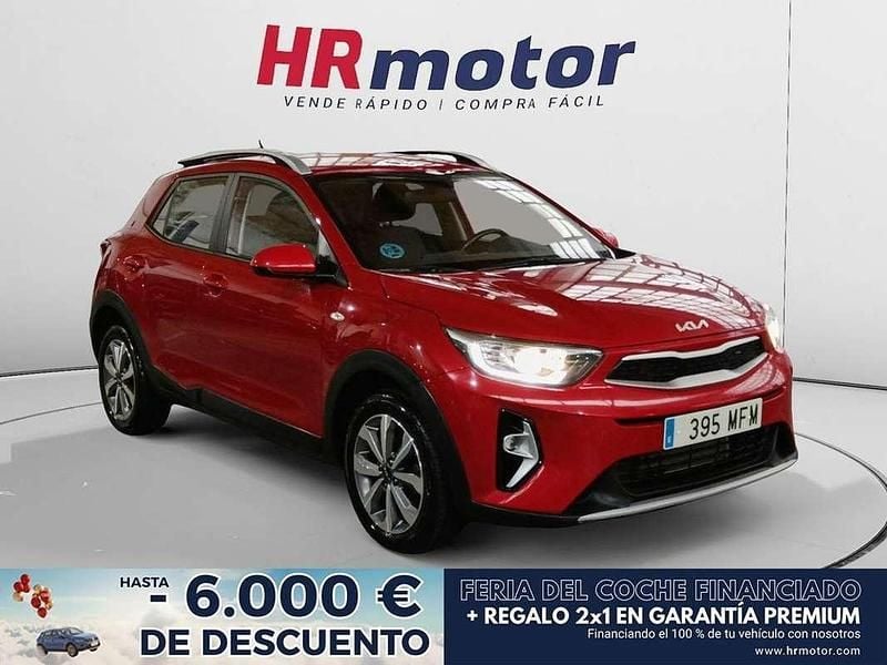 Rojo Usado 2023 Kia Stonic SUV | 14.490 € (Precio justo) - Imagen 1/1