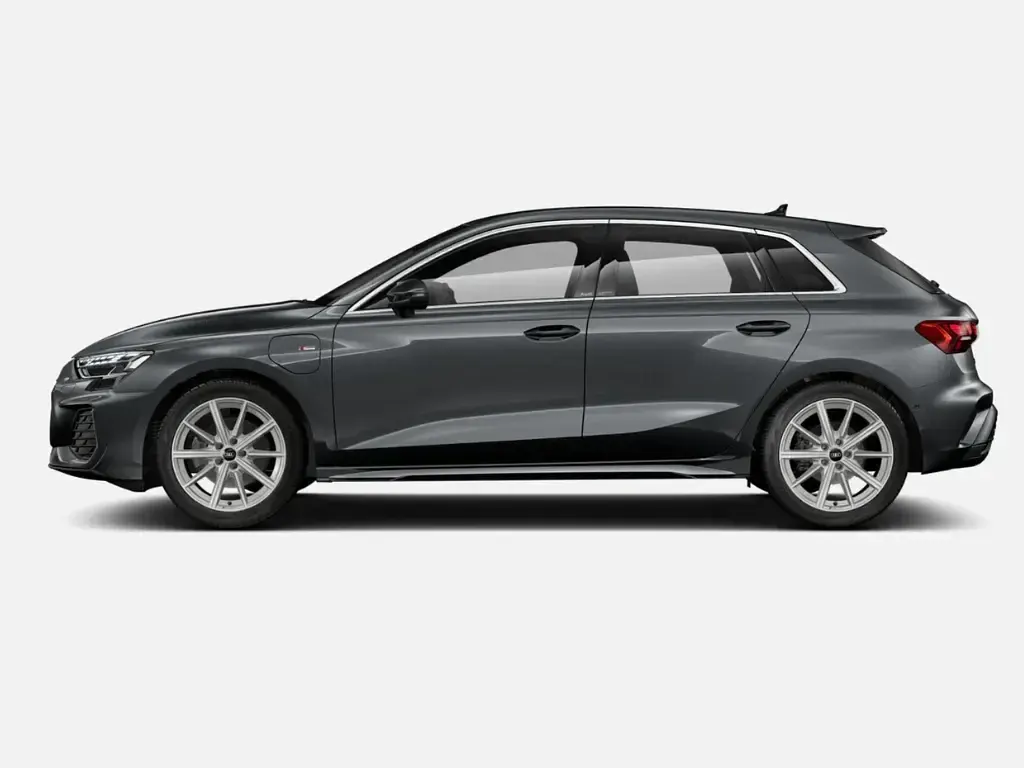 Nuevo Audi A3 204 CV (150 kW) 2026 Gris daytona Berlina