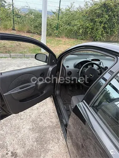 Usado Chevrolet Kalos SE 94 CV (69 kW) 2007 Negro Berlina