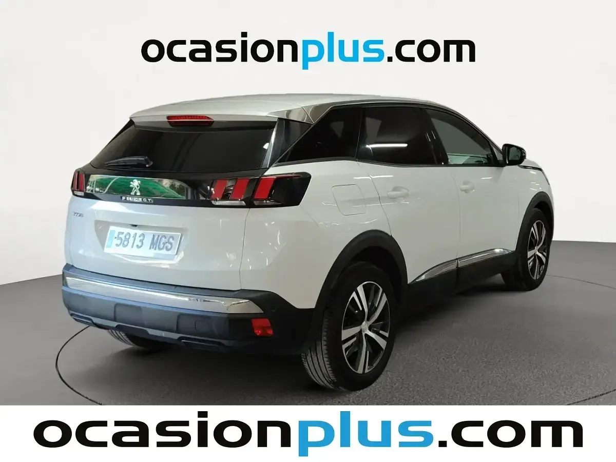 Käytetty Peugeot 3008 Allure 130 HP (95 kW) 2023 Valkoinen Katumaasturi