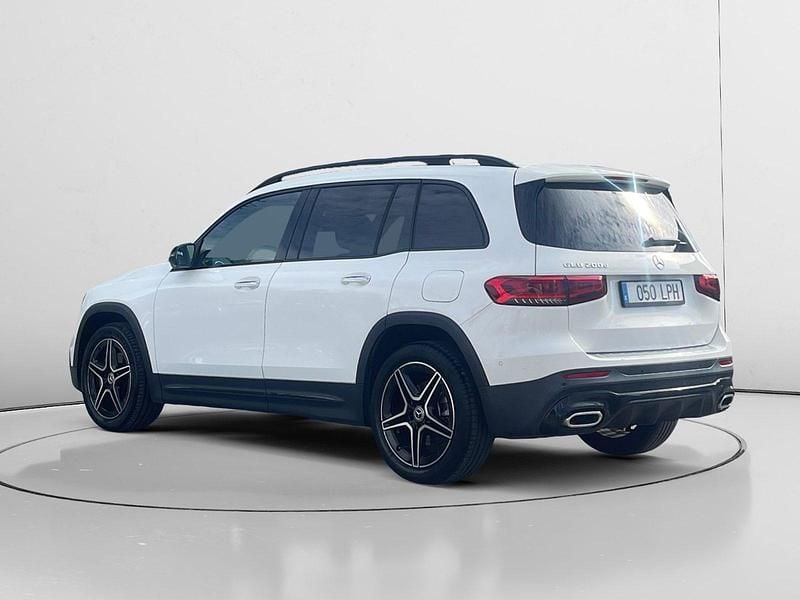 Usado Mercedes GLB200 AMG line 151 CV (111 kW) 2020 Blanco SUV