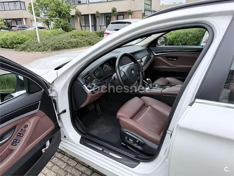 Usado BMW 520 Comfort Edition 184 CV (135 kW) 2014 Blanco Familiar