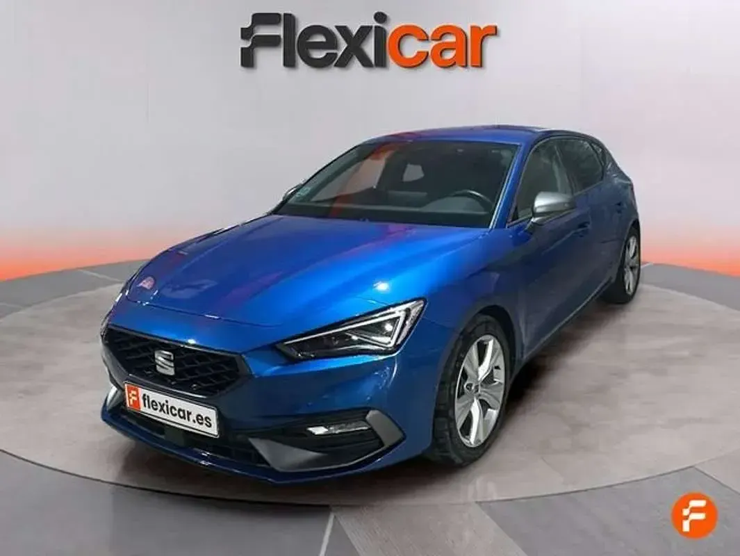 Usado Seat Leon FR 150 CV (110 kW) 2025 Azul Familiar