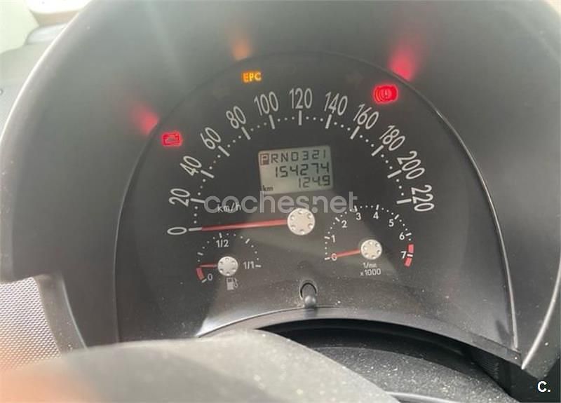 Occasion VW New Beetle 115 ch (84 kW) 2005 Gris Citadine