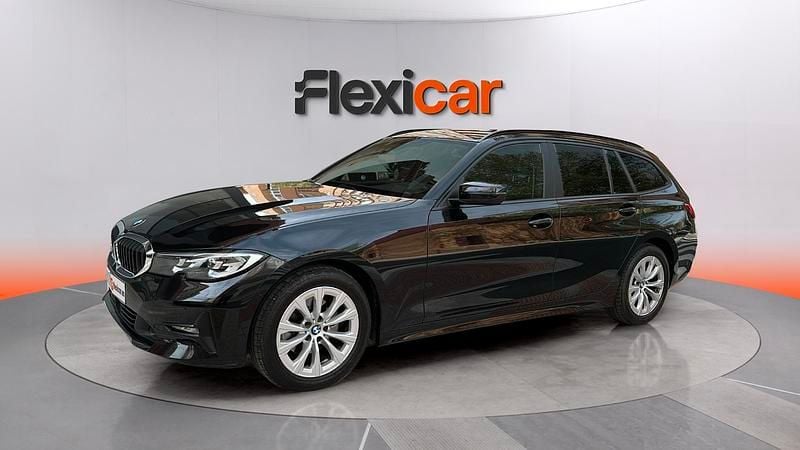 Usado BMW 320e 190 HP (139 kW) 2021 Preto Carrinha