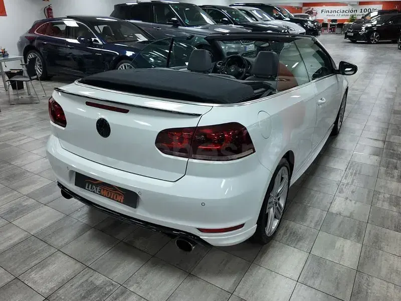 Usado VW Golf Cabriolet R 265 CV (194 kW) 2013 Blanco Descapotable