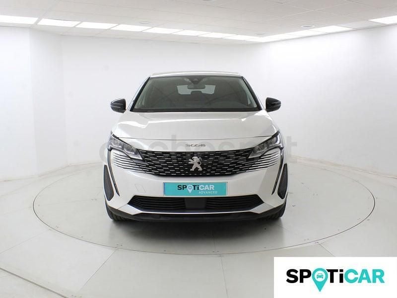 Usado Peugeot 3008 Allure 130 CV (95 kW) 2022 Blanco SUV