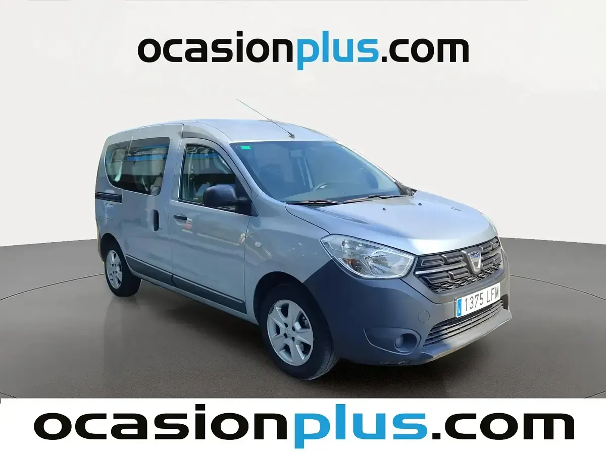 Usado Dacia Dokker Essentiel 131 CV (96 kW) 2020 Gris Monovolumen