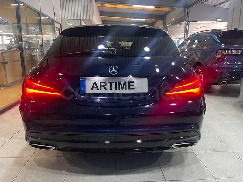 Usado Mercedes CLA200 AMG line 136 CV (100 kW) 2016 Azul Berlina