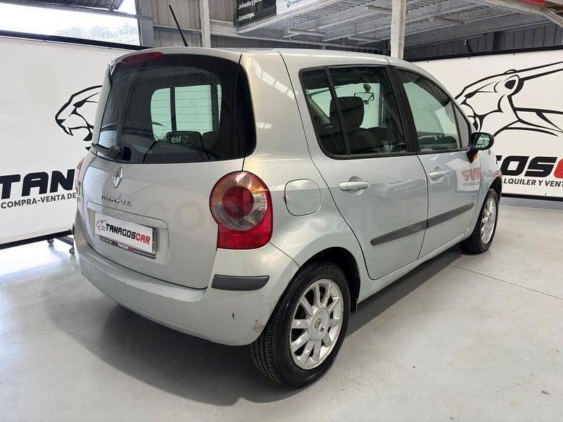 Usado Renault Modus Dynamique 80 CV (58 kW) 2005 Azul Monovolumen