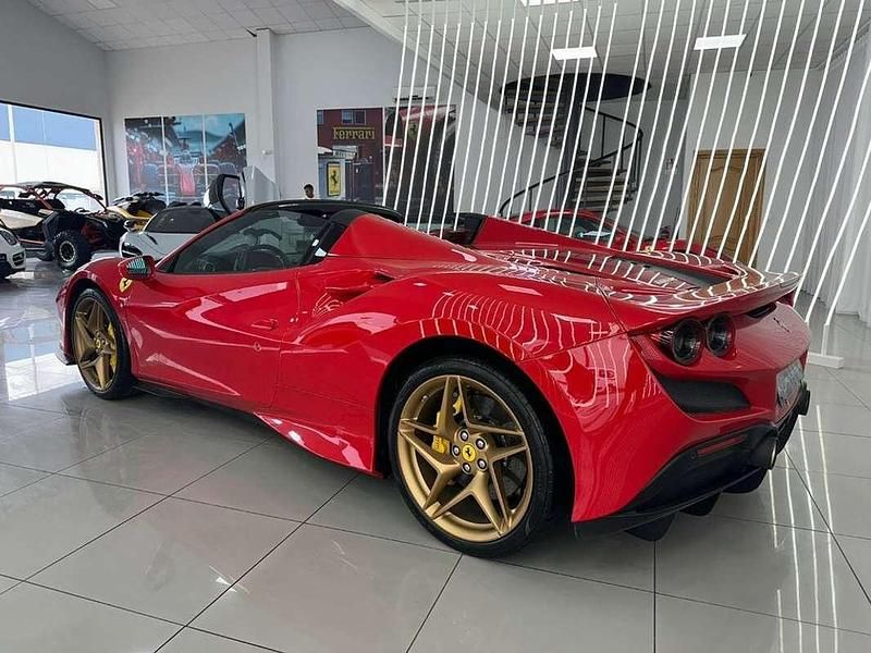 Usado Ferrari 488 670 CV (492 kW) 2021 Rojo Descapotable