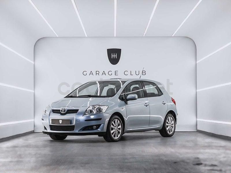 Usado Toyota Auris Sol 124 CV (91 kW) 2007 Gris / plata Utilitario