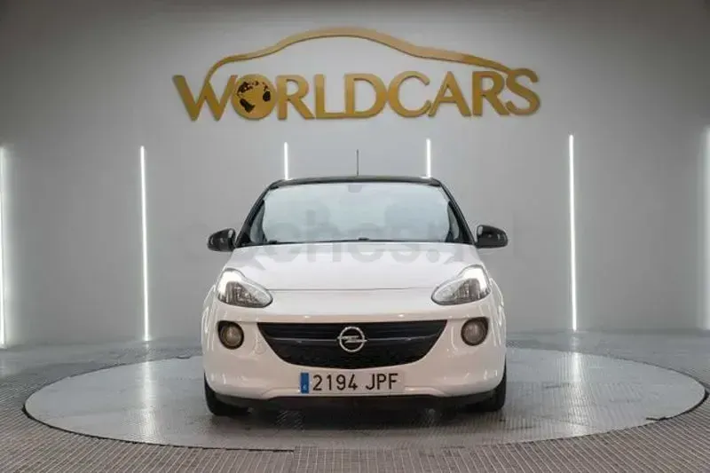Usado Opel Adam Rocks 87 CV (63 kW) 2016 Blanco Utilitario