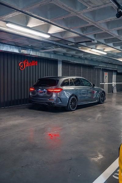 Usado Mercedes C300e 313 CV (230 kW) 2022 Gris / plata Familiar