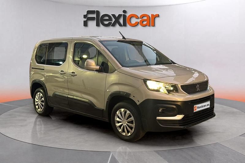 Usado Peugeot Rifter Active 102 CV (75 kW) 2021 Beige Monovolumen