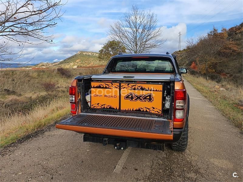 Usado Ford Ranger Wildtrack 200 CV (147 kW) 2017 Naranja Pickup/Camioneta