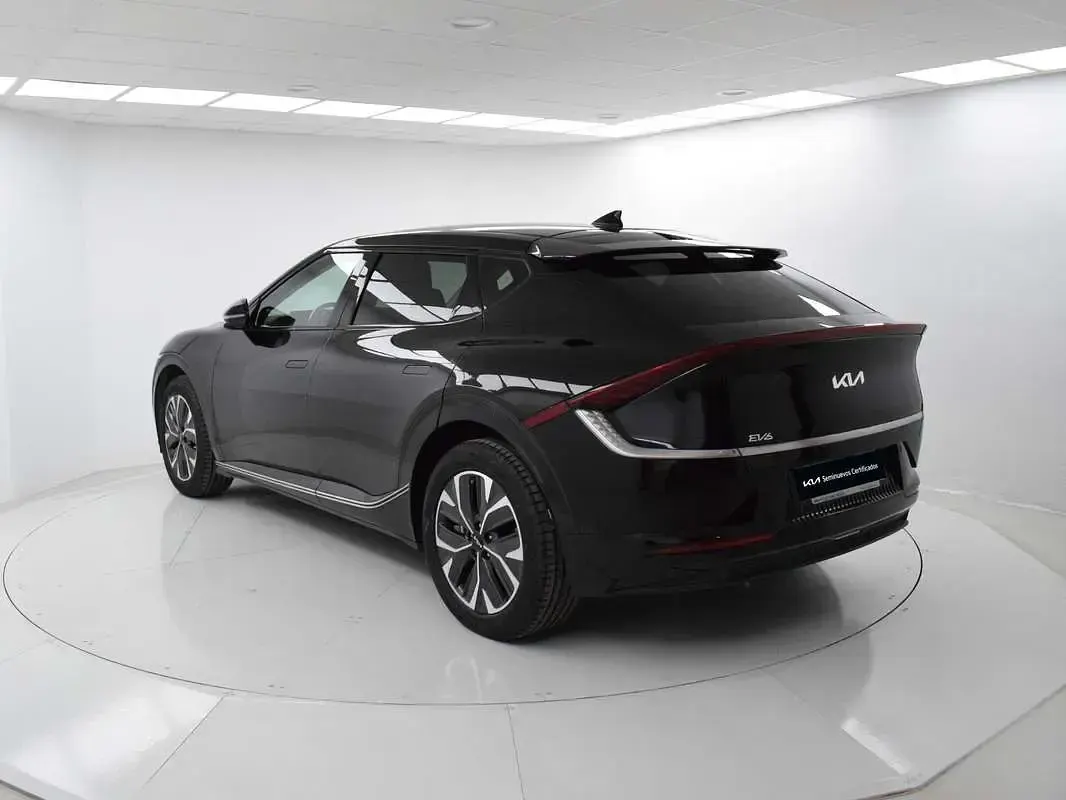 Usado Kia EV6 Air 167 kW (228 CV) 2023 Negro SUV